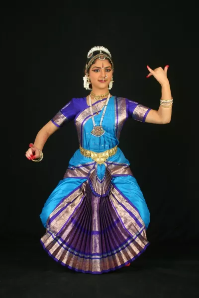 Ranjani Murthy dancing