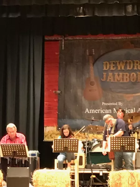 Goins performing at Dewdrop Jamboree